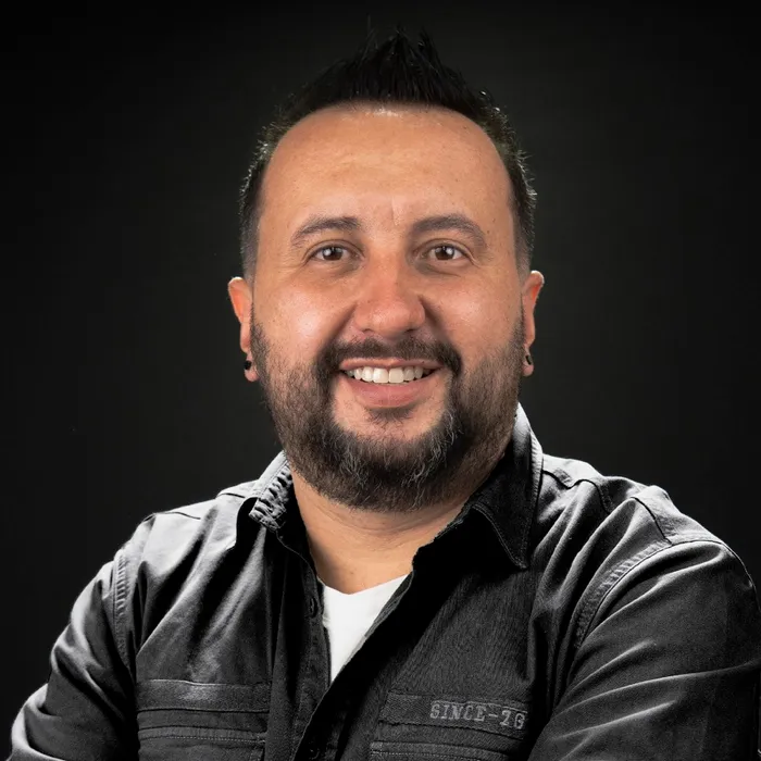 Juan Camilo E., Diseñador en Rowell